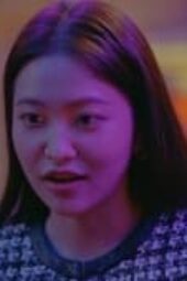 Nonton Film Bitch and Rich Season 1 Episode 10 Terbaru